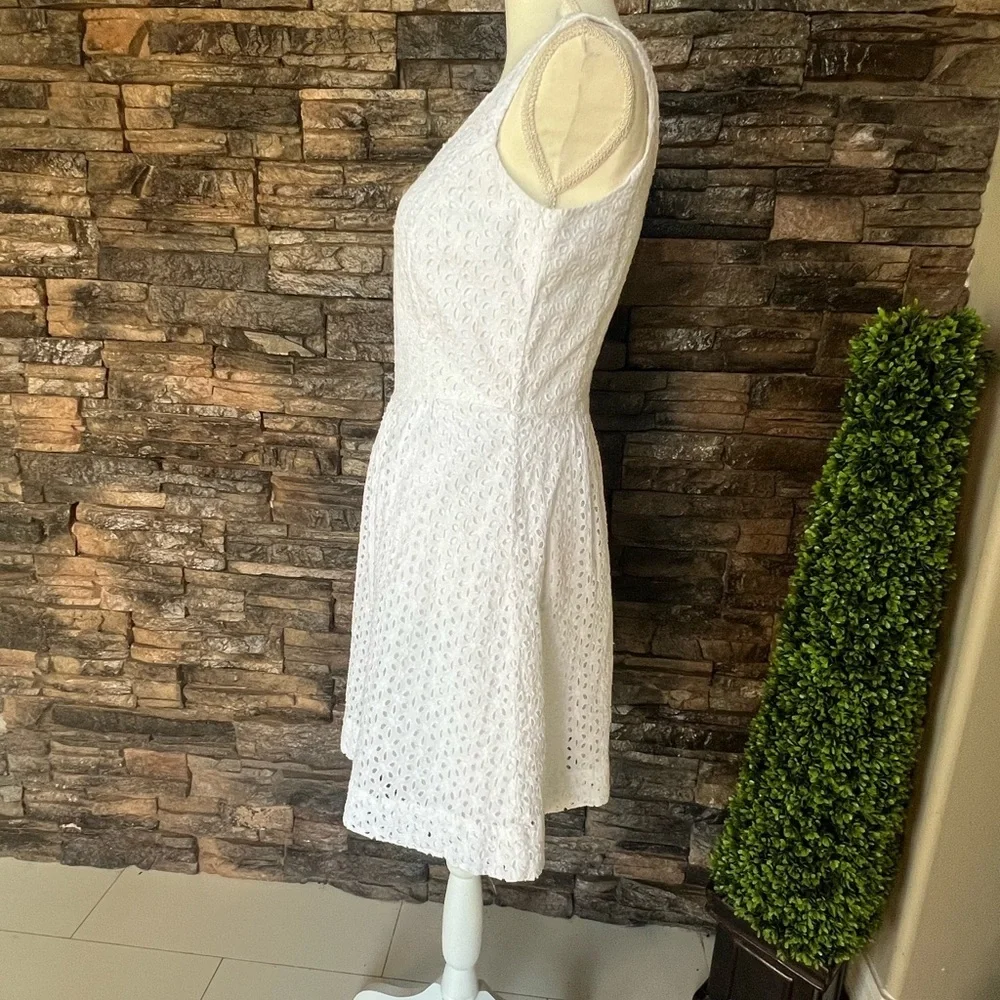 Vineyard Vines Elegant White Lace Mini Dress - Picture 4 of 8